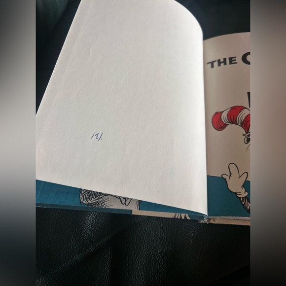 ✨Rare 1985 Dr. Seuss 'The Cat in the Hat' Book - Picture 4 of 16